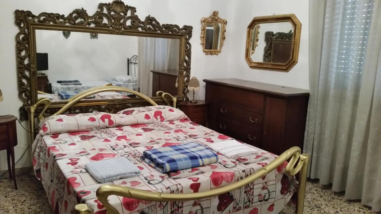 Casa Gramsci Bed & Breakfast Modena Eksteriør bilde