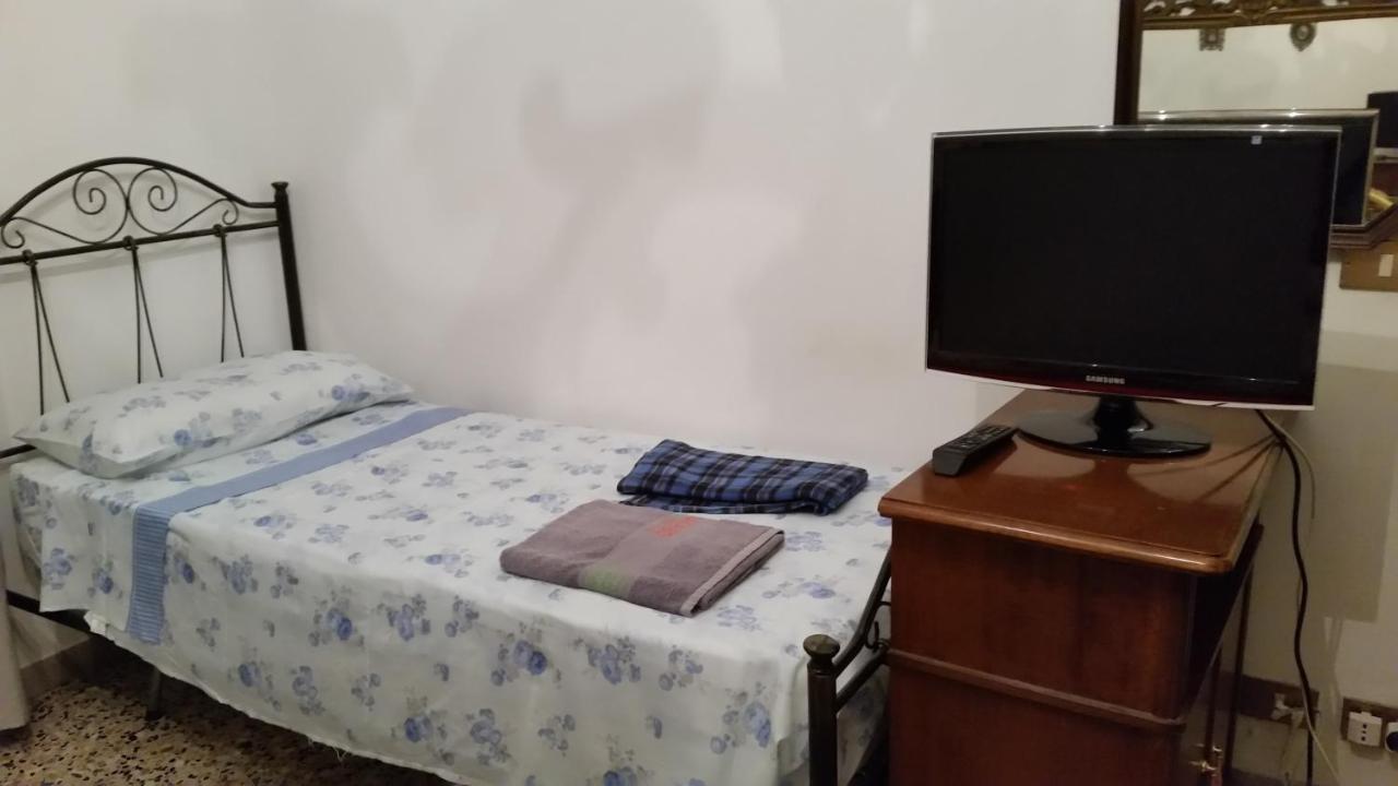 Casa Gramsci Bed & Breakfast Modena Eksteriør bilde