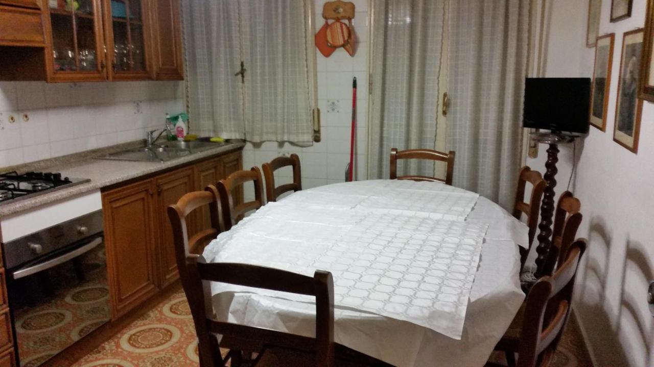 Casa Gramsci Bed & Breakfast Modena Eksteriør bilde